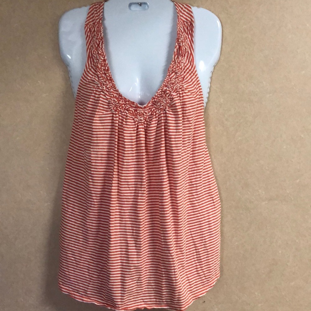 Elle orange and white top